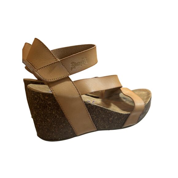 Blowfish Malibu Tan Cork Platform Sandals Women's Size 11 - Picture 1 of 7